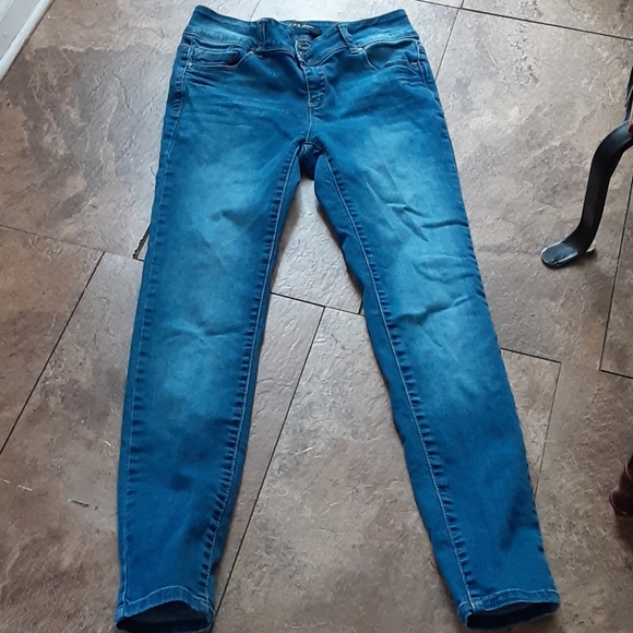 Wax Jean Collection stretch skinny blue jeans Medium wash size 7 Jr Excellent… - Picture 1 of 7